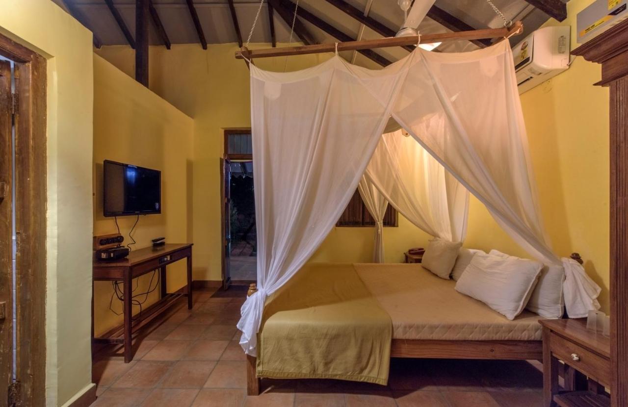 Saffronstays Villa 270, Dāpoli Exterior foto